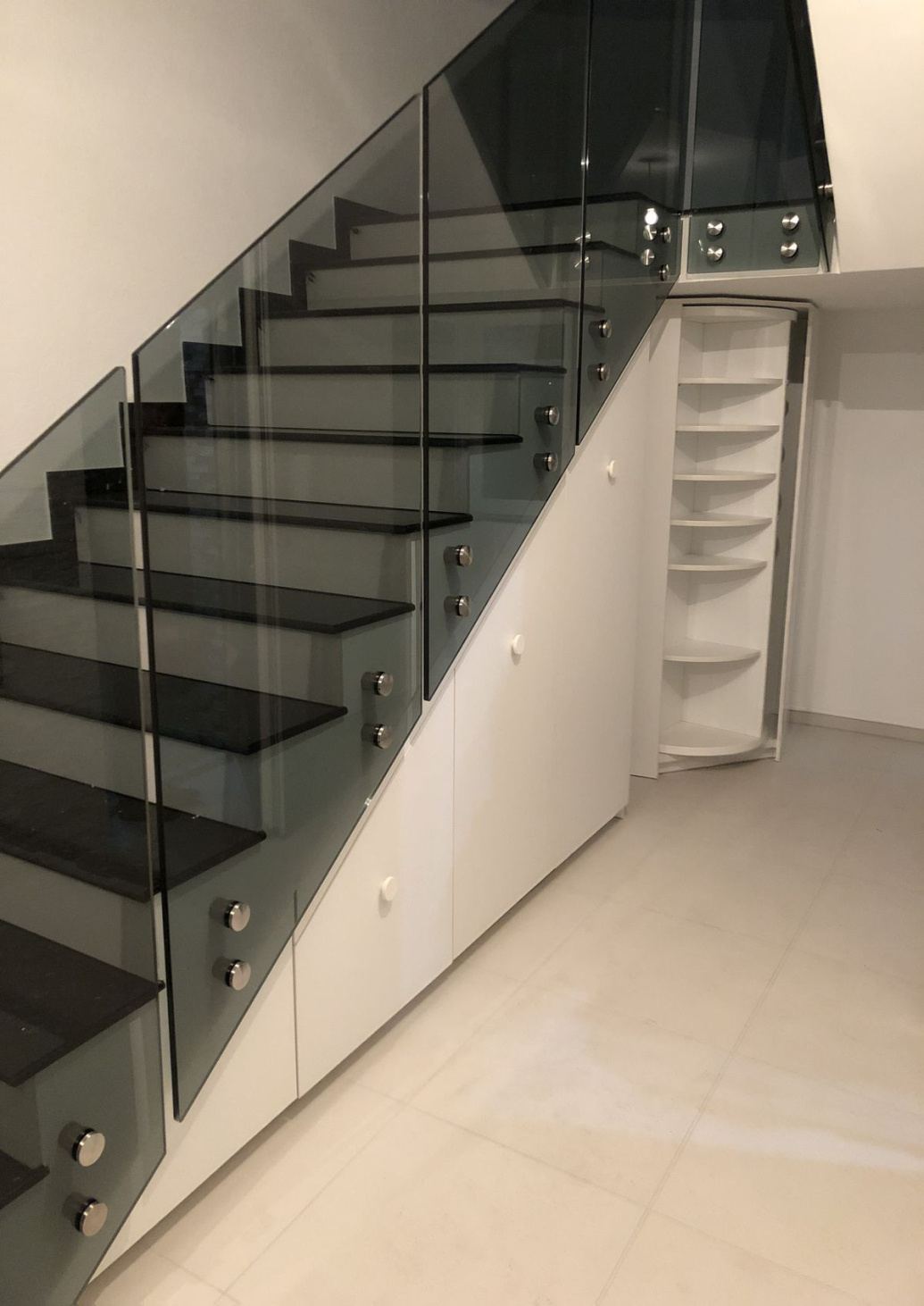 Aluminium and glass works by JCC